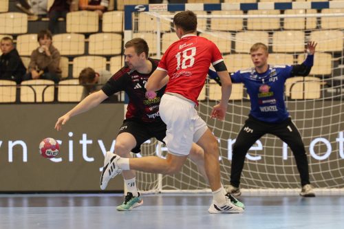 20260816 H71 Valur 0062
