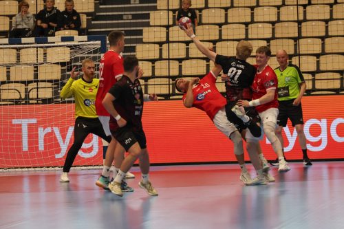 20260816 H71 Valur 0177