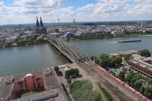 20220701 KoelnTriangle 0073